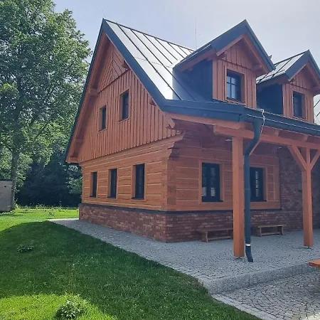 Vapenka V Prirodnim Parku Adrspassko-teplicke Skaly, Kapacita 10 Osob