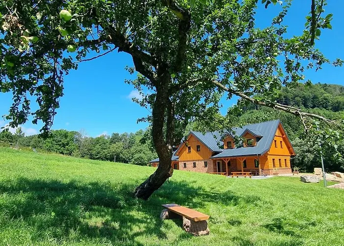 Vapenka V Prirodnim Parku Adrspassko-teplicke Skaly, Kapacita 10 Osob Apartment
